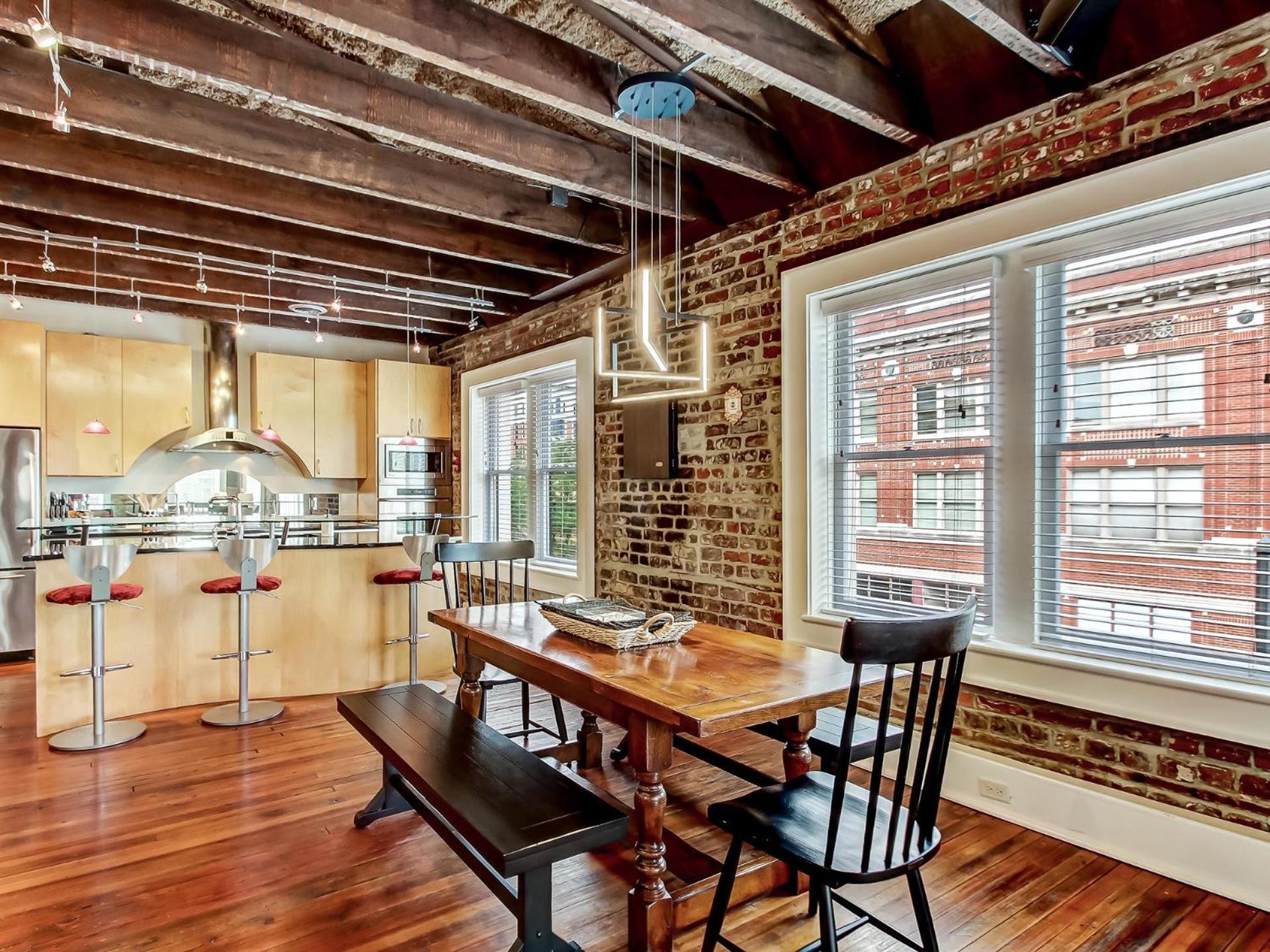 Broughton Corner Loft Apartment ซาวานนาห์ ภายนอก รูปภาพ